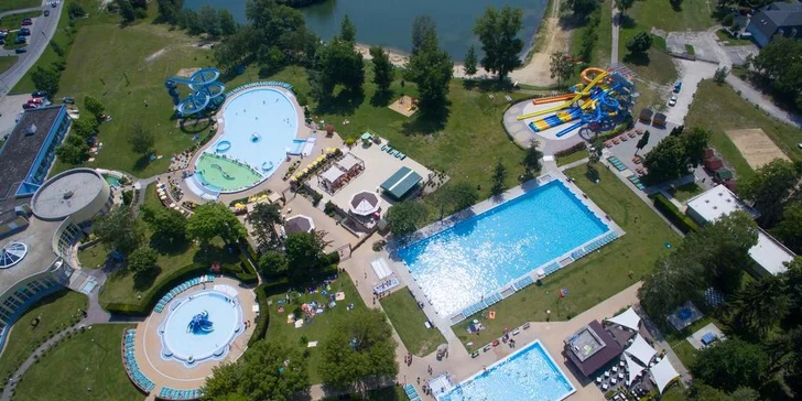Odpočinek v Dunajské Stredě: pobyt s celodenním VIP vstupem do termálů