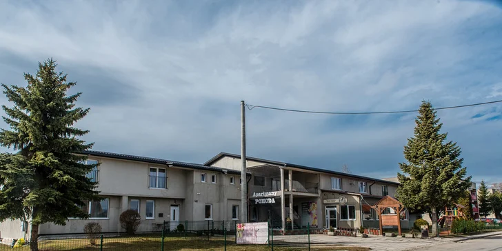 Pohodový pobyt ve Valčianské dolině: pokoje nebo apartmány s kuchyňkou