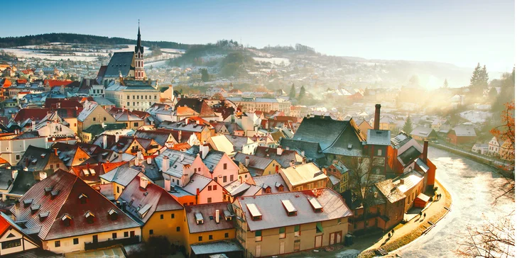Historický hotel přímo v centru Českého Krumlova: snídaně či polopenze a prosecco