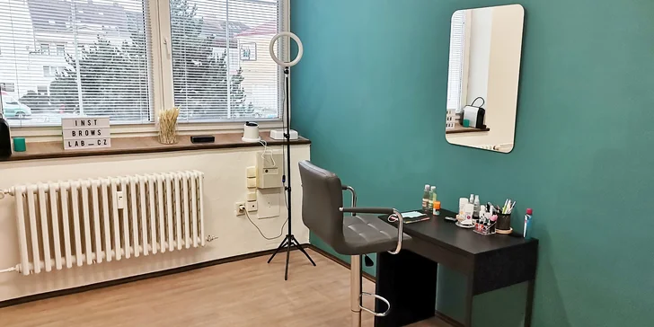 Krásnější tvář: úprava, barvení, laminace či proteinová rekonstrukce obočí