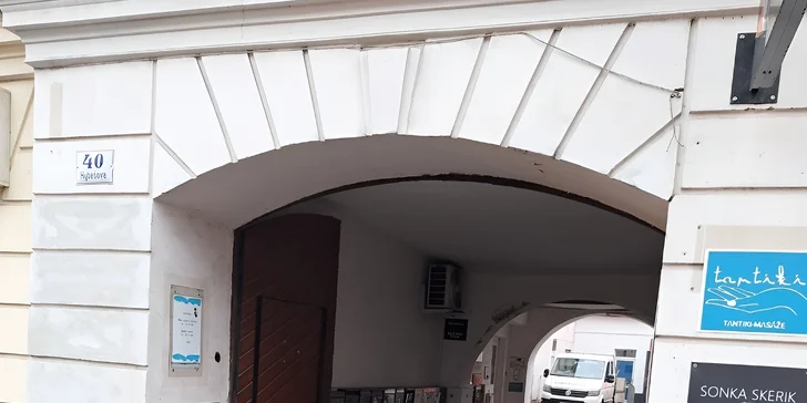 Salon najdete v Brně nedaleko nemocnice U svaté Anny.