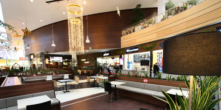 Parádní sushi sety: 10–52 ks rolek i se salátem, nudlemi či polévkami
