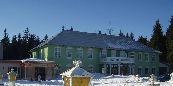 Pobyt nedaleko Božího Daru v hotelu s polopenzí, lyžováním a spoustou výletů