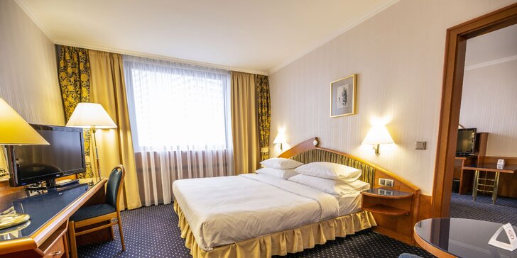 Pobyt ve 4* hotelu Panorama s neomezeným wellness a snídaněmi i slevou na útratu