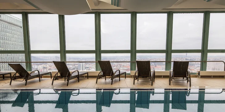 Pobyt ve 4* hotelu Panorama se snídaní a vstupem do wellness v nejvyšším patře