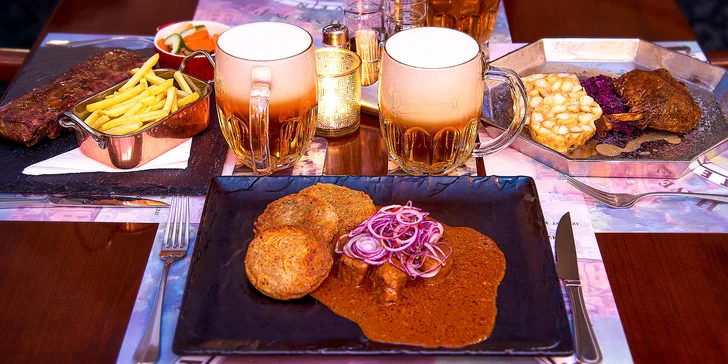 Tradiční česká klasika: guláš, kachní stehno, žebra i pivo pro 1 i 2 osoby