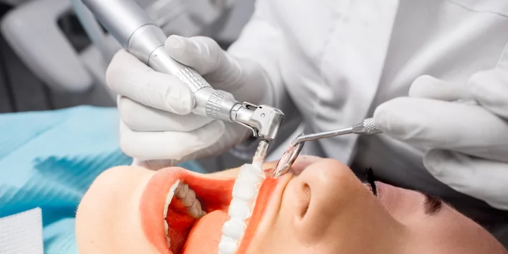 O váš zdravší chrup sa postará profesionálny dentálny hygienik, ktorý pracuje podľa švajčiarskeho protokolu