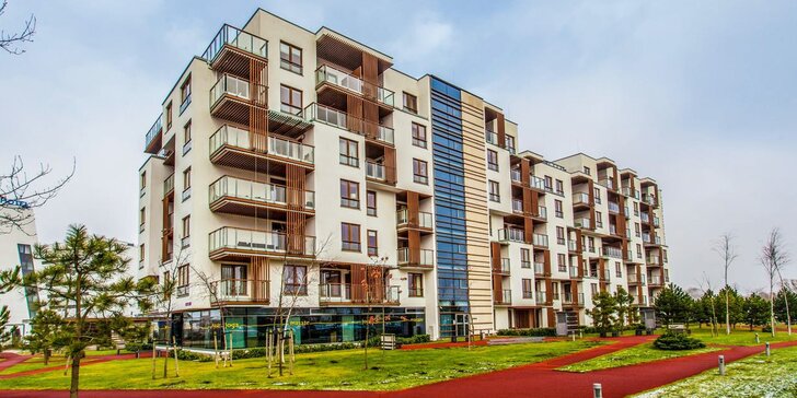 Moderní apartmány u Baltu až pro 4 osoby: k pláží 200 metrů, neomezeně wellness