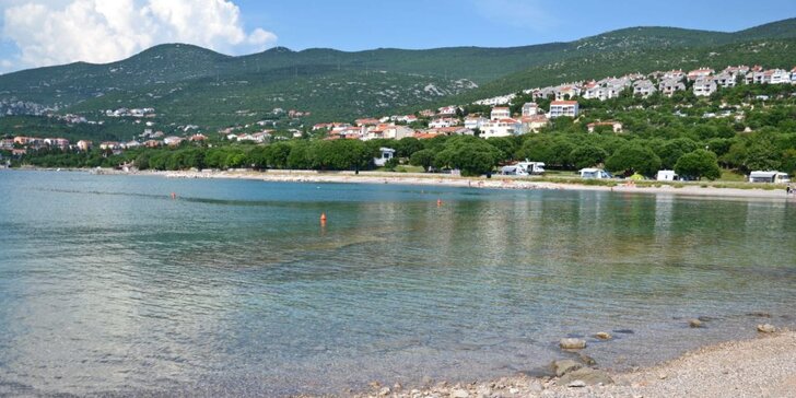 Chorvatsko: pronájem mobilního domu v kempu se vstupem do bazénů