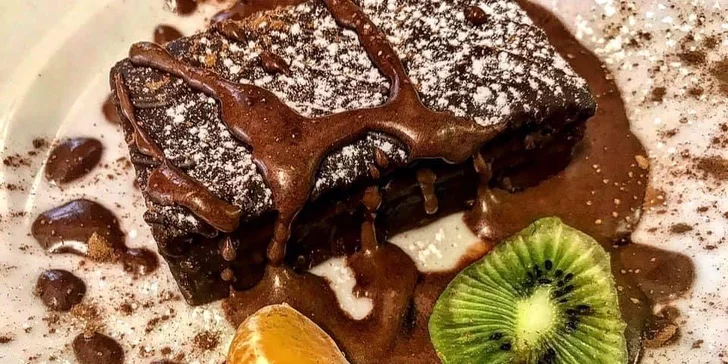Za odpočinkem do Teplic: 4* hotel v lázeňské čtvrti, snídaně i jedna večeře