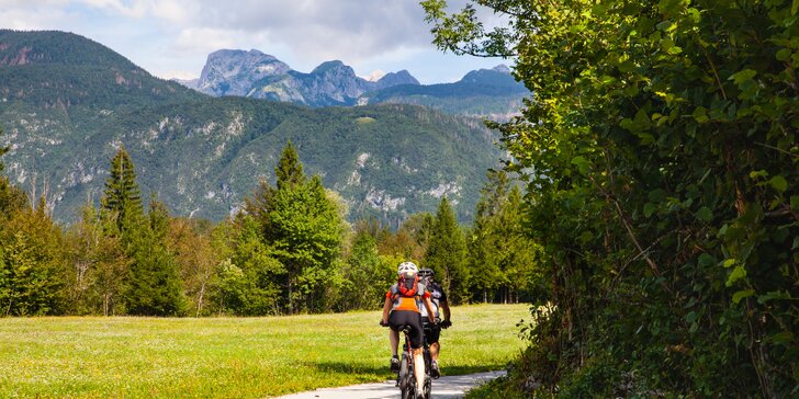 Slovinsko na kolech: výlet k Bohinjskému jezeru, soutěsce Vintgar až k pramenu řeky Soči