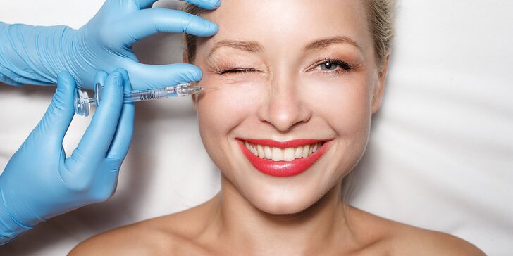 Vyhlazení či úprava mimických vrásek v obličeji botulotoxinem