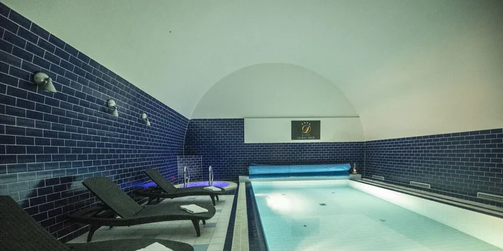 Léto v historickém Táboře: 4* hotel, snídaně nebo polopenze i wellness s bazénem, saunou a vířivkou