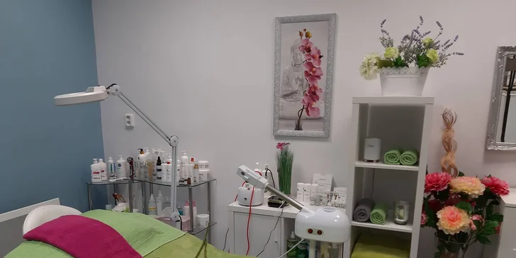 Omlazující ošetření pleti s diamantovou mikrodermabrazí a oxygenoterapií v délce 60 minut