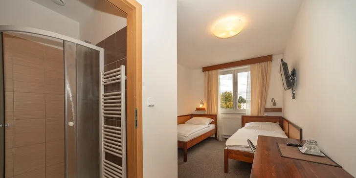 Oddech na Plzeňsku: nově zrekonstruovaný hotel, polopenze i vířivka na pokoji