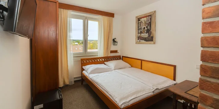 Oddech na Plzeňsku: nově zrekonstruovaný hotel, polopenze i vířivka na pokoji