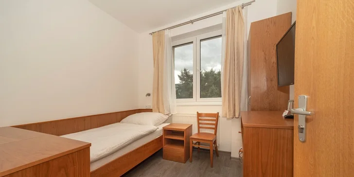 Oddech na Plzeňsku: nově zrekonstruovaný hotel, polopenze i vířivka na pokoji