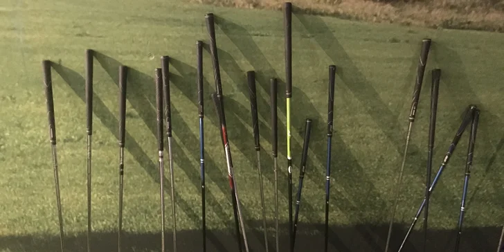 60 minut na golfovém trenažéru pro 1–6 odpalujících: 60 tréninků, hřiště z celého světa