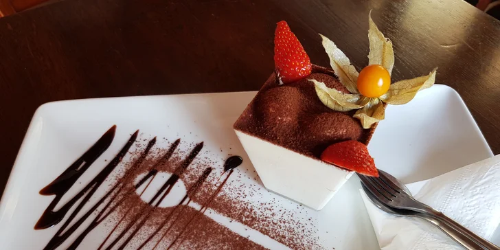 Italská siesta: drink Bombardino Calimero a tiramisu pro 1 nebo 2 osoby