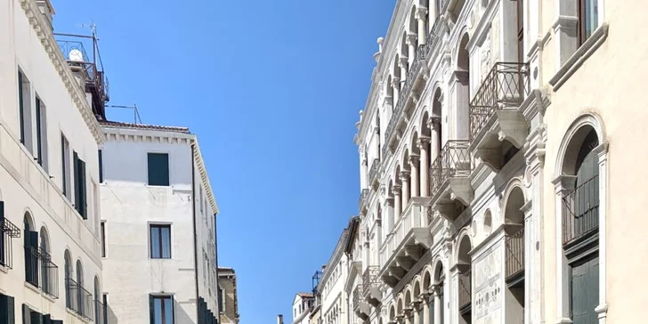 Letecký zájezd do Benátek: 3 noci v hotelu, prohlídka památek s průvodcem i plavba k okolním ostrovům
