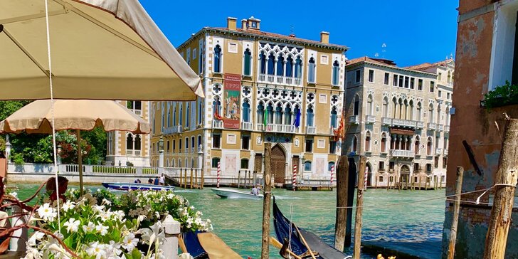 Letecký zájezd do adventních Benátek: ubytování na 3 noci se snídaní i služby průvodce