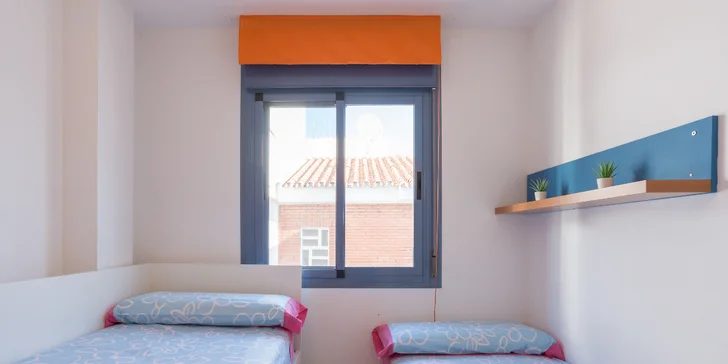 Dovolená v Andalusii: apartmány u pláže, nabídka výletů s českým průvodcem, děti do 6 let zdarma