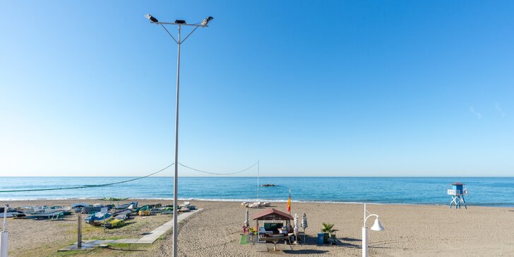 Dovolená v Andalusii: apartmány u pláže, nabídka výletů s českým průvodcem, děti do 6 let zdarma