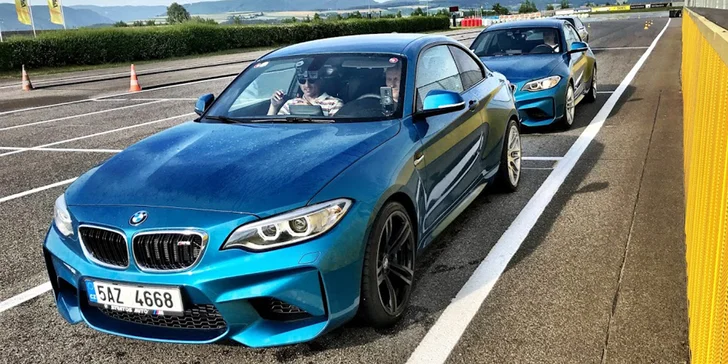 1–8 kol na závodním okruhu v Mostě či Sosnové jako řidič či spolujezdec BMW či Toyoty