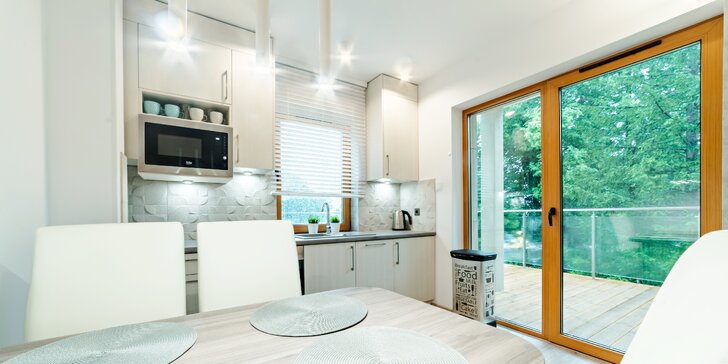 Jarní nebo letní pobyt v Karpaczi až pro 4 osoby: moderní apartmány s kuchyňkou