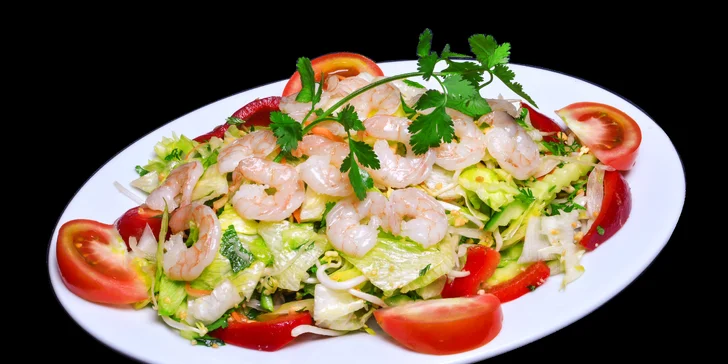 Menu se 40 ks sushi, polévkami a salátem podle výběru pro 2 osoby