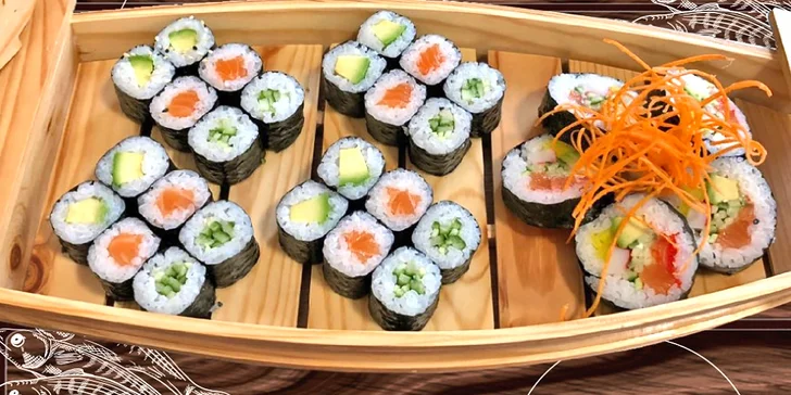 Sushi sety ve Vysočanech: až 54 ks sushi, minizávitky i miso polévky