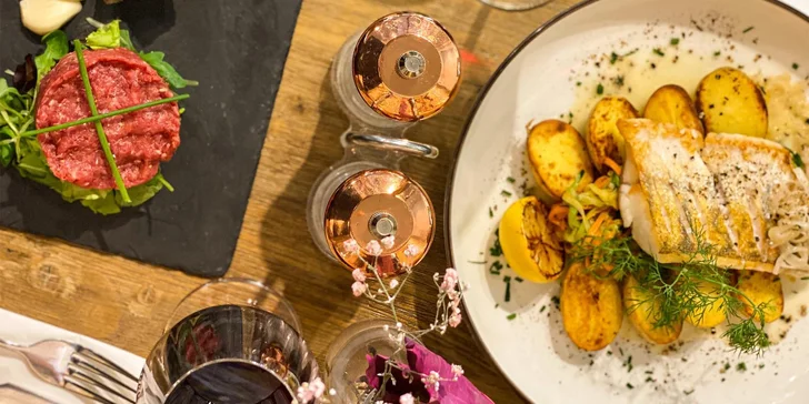 Bistro s českou i mezinárodní kuchyní: voucher na konzumaci nebo catering