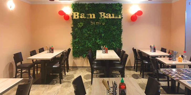 Menu se 40 ks sushi, polévkami a salátem podle výběru pro 2 osoby