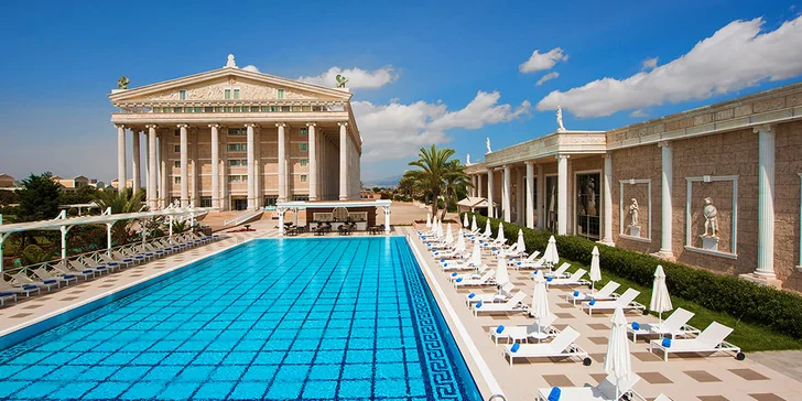 Dovolená na Kypru vč. letenky: 5* resort na pláži, s aquaparkem a ultra all inclusive