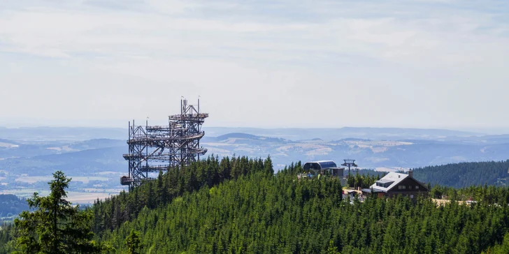 Prochoďte Jeseníky: hotel s domácí atmosférou, bohaté snídaně a 3chodové večeře