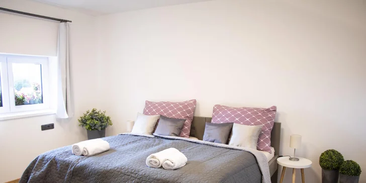 Dovolená na jihu Čech: hotel se snídaněmi, bazénem i privátním wellness