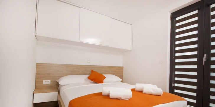 Až 15 dní na Makarské riviéře: vybavené apartmány u moře až pro 6 osob