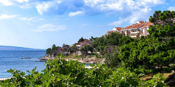 Chorvatsko all inclusive: jídlo i pití a spousta vyžití po celý den, hotel 100 metrů od pláže