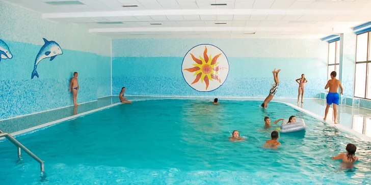 Chorvatsko all inclusive: jídlo i pití a spousta vyžití po celý den, hotel 50 metrů od pláže