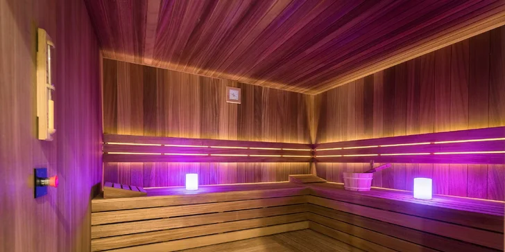 Luxusní hotel 2 km od centra Makarské: pokoj s balkonem, snídaně, neomezený wellness
