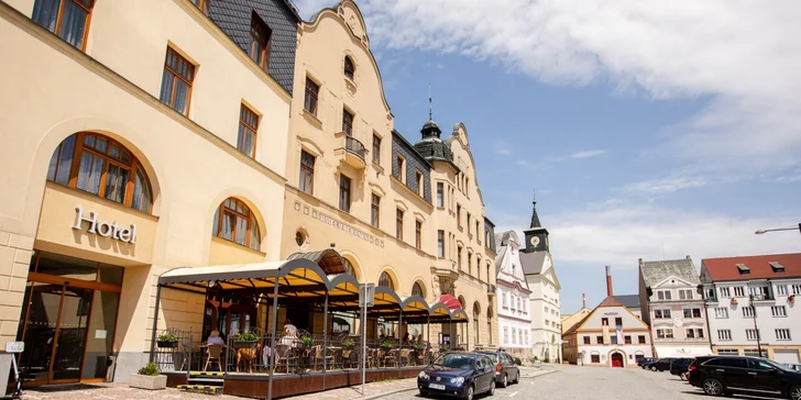 4* odpočinek v secesním hotelu pod náchodským zámkem: snídaně i sleva do aquaparku