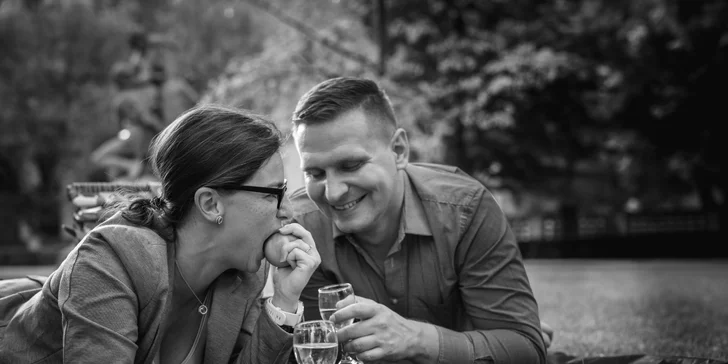 Ať je na co vzpomínat: rodinné, párové, těhotenské i novorozenecké focení venku nebo v ateliéru