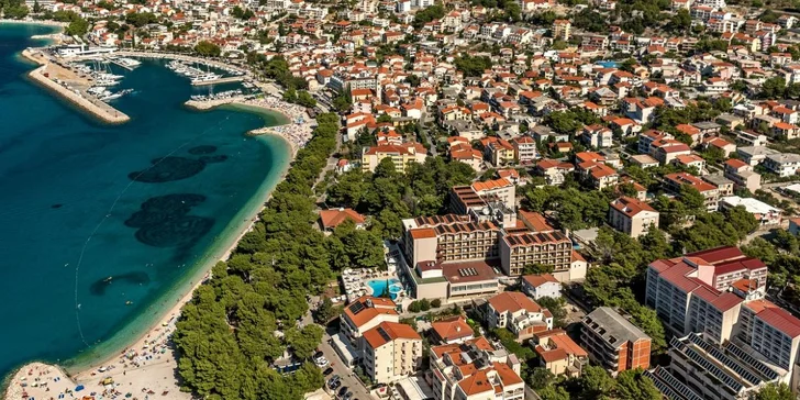 Až 15 dní u moře na Makarské riviéře: moderní apartmány či studia a snídaně