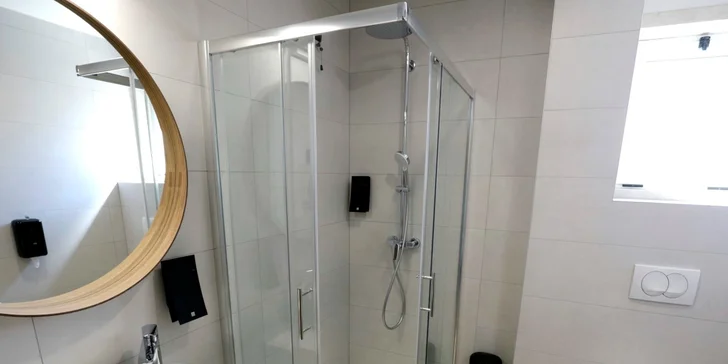 Až 15 dní u moře na Makarské riviéře: moderní apartmány či studia a snídaně