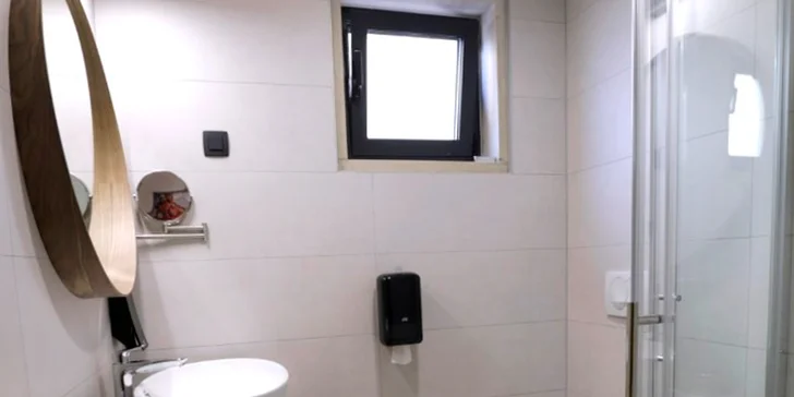 Až 15 dní u moře na Makarské riviéře: moderní apartmány či studia a snídaně