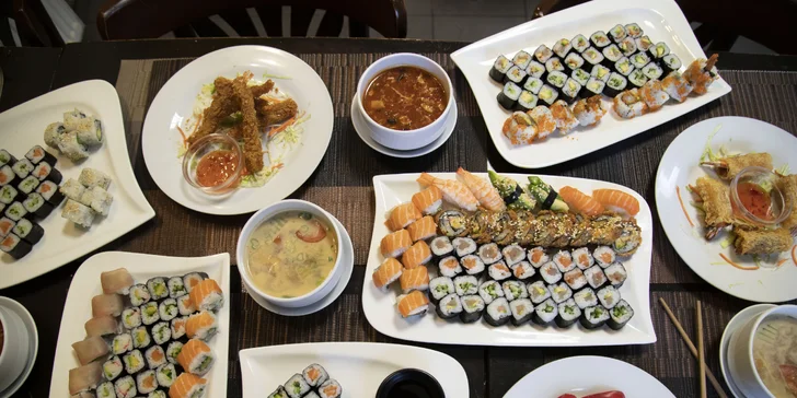 Sushi menu: 24 až 54 rolek a k tomu salát, polévka, závitky i tempura