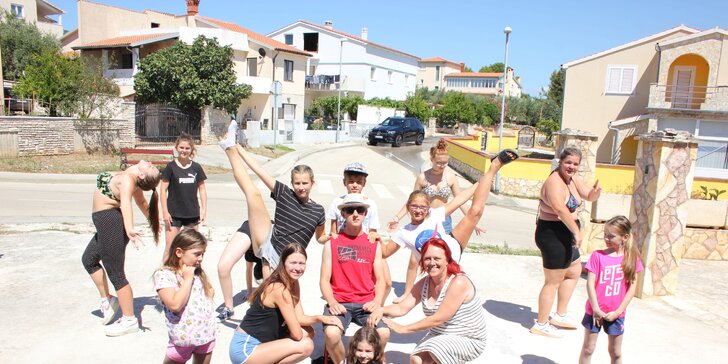Prázdniny u moře: 10 dní na dětském uměleckém táboře v Chorvatsku