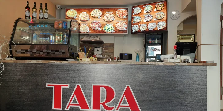 Pizza či dvě na odnos s sebou z centra Uherského Hradiště: ⌀ 32 cm, 20 různých druhů