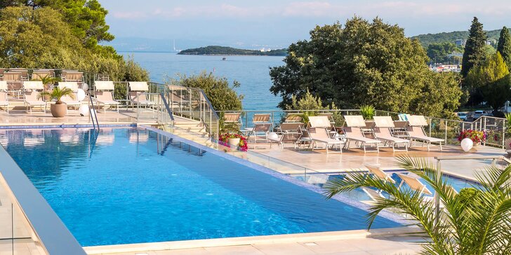 Dovolená na chorvatském ostrově Krk: 4* hotel u pláže s polopenzí a nápoji