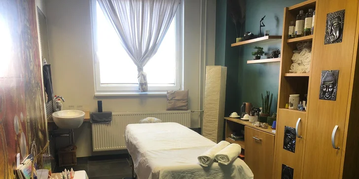 Masáž na míru včetně vstupní konzultace: remas, lymfatická, relaxační, reflexní i baňkování